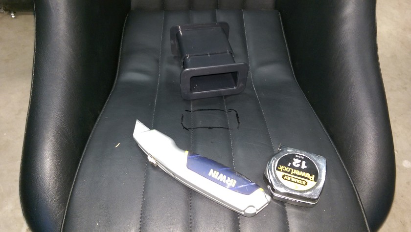 Marking Cobra seat