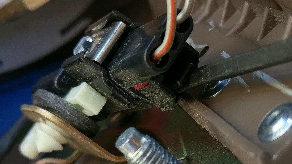 Steering Wheel Horn Connector