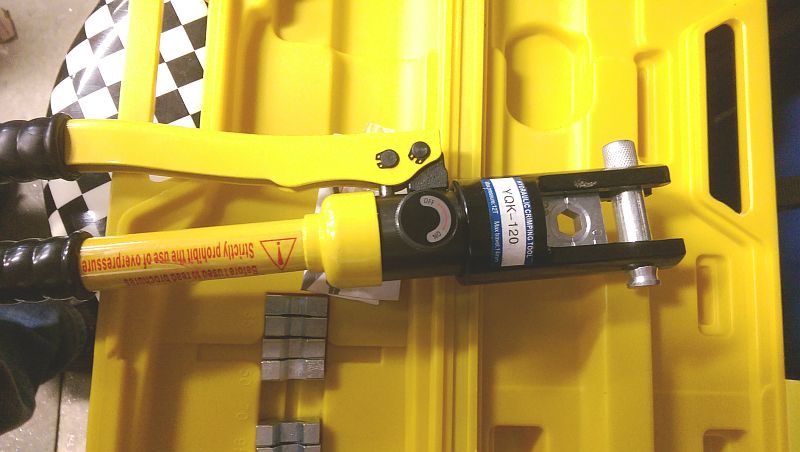 Hand Held Hydraulic Crimping Tool